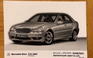 Lehdistökuva Mercedes-Benz W203 C-luokka C32 AMG