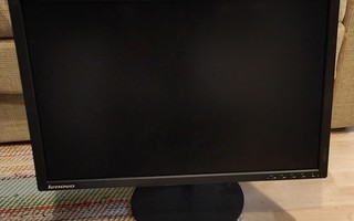 Lenovo 24" näyttö