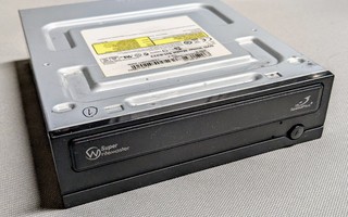 Samsung Super Writemaster DVD-RW SATA kirjoittava DVD-asema