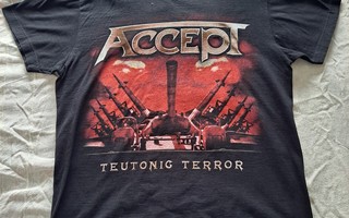 ACCEPT Blood of the nations Tour 2011 T-paita