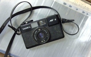 Kamera, 5 kpl. , Konica, Fujica, Yashica, Agfa ja Carera.