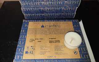 PARTYLITE Tuikkivat 12kpl paketti "Peppermint Snowflake"
