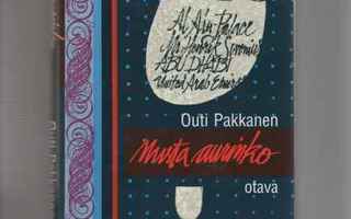Pakkanen,Outi: Musta aurinko, Otava 1991, 1.p., kunto K3