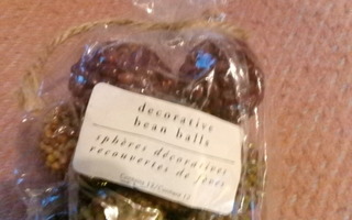 koristeelliset papupallot            Decorative Beanballs