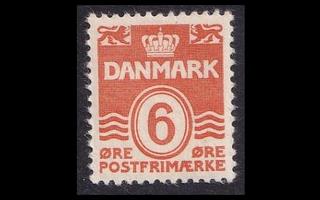 Tanska 258 ** Aaltoviiva 6 öre (1940)