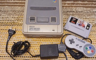 Super Nintendo SNSP-001A (SCN) + peli