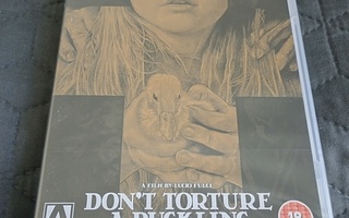 Don't Torture a Duckling Blu-ray **muoveissa**