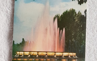 BUDAPEST Suihkulähde Postikortti* vintage