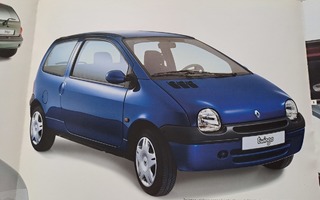 Renault Twingo -esite, 2001