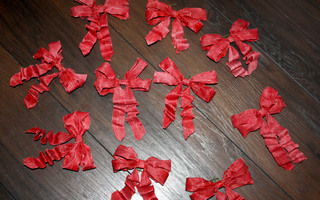 Rusetti punainen 10 kpl retro joulukoriste sisusta juhlaan