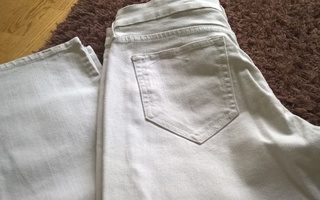 Valkoiset H&M Fit Sqin Jeans / Farkut  - koko 30"