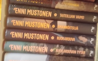 Enni Mustonen 10KPL Kirjoja