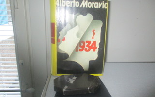 Alberto Moravia, Vuosi 1934. 1982