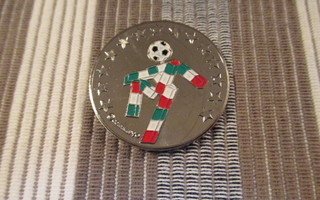 Jalkapallon Mailmanmestaruuskisat Italia 1990 mitali.