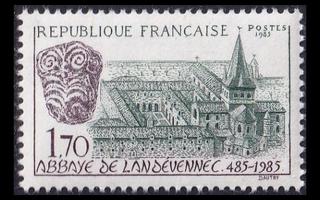 Ranska 2496 ** Luostari (1985)