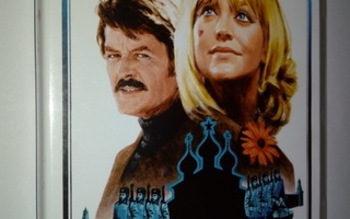 (SL) DVD) Tyttö Petrovkasta (1974) Goldie Hawn