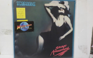 SCORPIONS - SAVAGE AMUSEMENT M-/M- CAN 1988 LP
