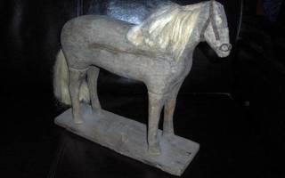 1910 luvulta puinen hevonen heppa ori tamma lelu