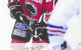 07-08 Ässät Teamset Marko Kivenmäki Signature ** / 30