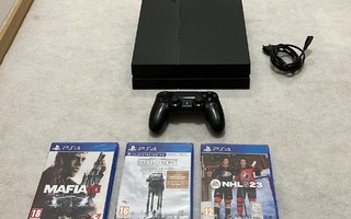 PlayStation 4 + 3 peliä