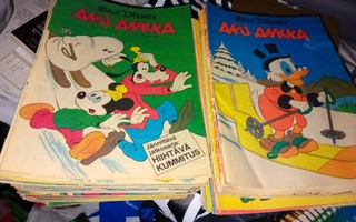 Aku Ankka vuosikerta 1977 & 1978 ( SIS POSTIKULU)