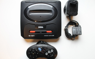 Sega Mega Drive II - konsolipaketti (2)