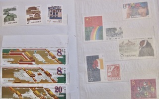 Kiina Vanhoja Postimerkkejä n. 50 kpl