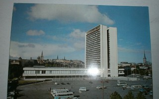 Tallinn, Hotelli Viru + busseja, p. 1994