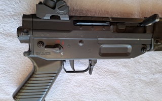 Tokyo Marui SG 550-1 sähkö kuula ase projekti