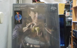 STEVIE RAY VAUGHAN  & DOUBLE TRUBLE - LIVE AT MANCHESTER LP