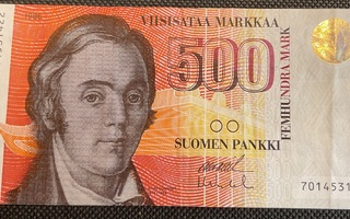 500 markkaa