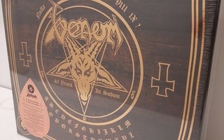 VENOM. In Nomine Satanas. 6-LP.+7" Box set. (2019)