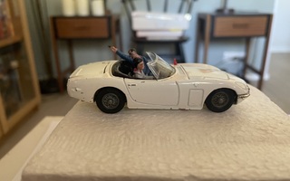 Vanha Corgi Toys James Bond Toyota leluauto 60-luvulta