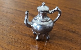 Miniatyyri Teekannu