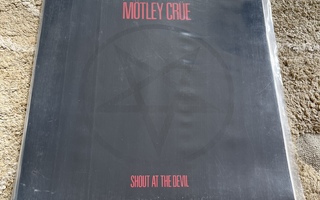 Mötley Crue -Shout at the devil LP