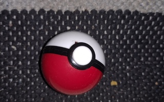 Pieni Pokémon pallo