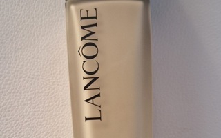Lancôme Teint Idole Ultra Wear 24H Foundation meikkivoide