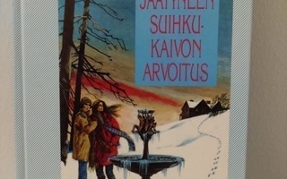 Carolyn Keene - Jäätyneen suihkukaivon arvoitus