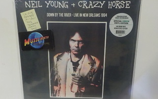 NEIL YOUNG & CRAZY HORSE - DOWN BY THE RIVER... M-/M- LP