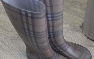 BURBERRY NAISTEN BOOTS KOKO 39/38