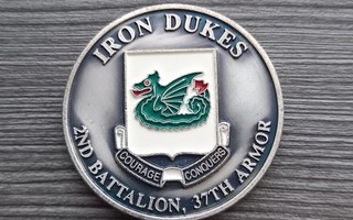 IRON DUKES. 2ND BATTALION, 37TH ARMOR pöytämitali