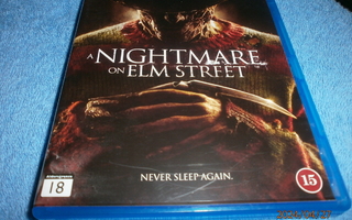 A NIGHTMARE ON ELM STREET      -      Blu-ray