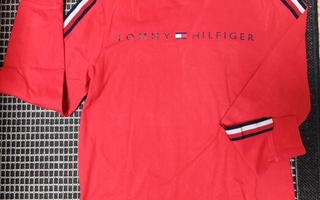 Tommy Hilfiger punainen trikoopaita S/P (n. 170 cm)