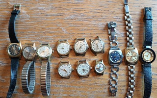 12kpl toimivia naisten vintage kelloja