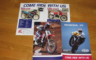 1998 Honda 125 esite KUIN UUSI - suom - moottoripyörä