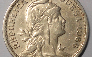 Portugal. 50 centavos 1966.