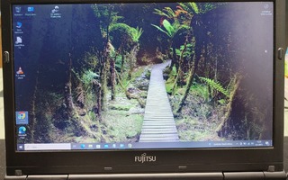 FUJITSU LIFEBOOK S752, Windows 10 Pro