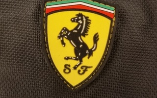 Ferrari aito takki