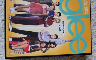 GLEE:THE COMPLETE FOURTH SEASON
