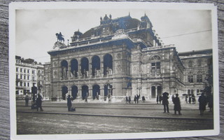 ITÄVALTA.....Wien - Staatsoper, vanha kortti.